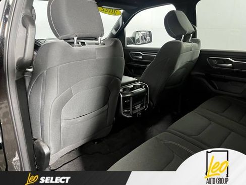 Used 2022 RAM 1500 Big Horn AWD/4WD image 17
