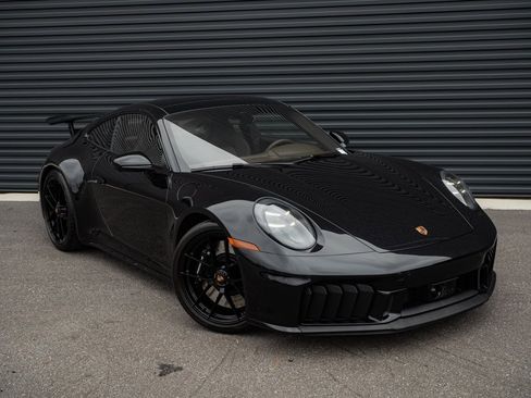 Certified 2026 Porsche 911 Carrera GTS image 24