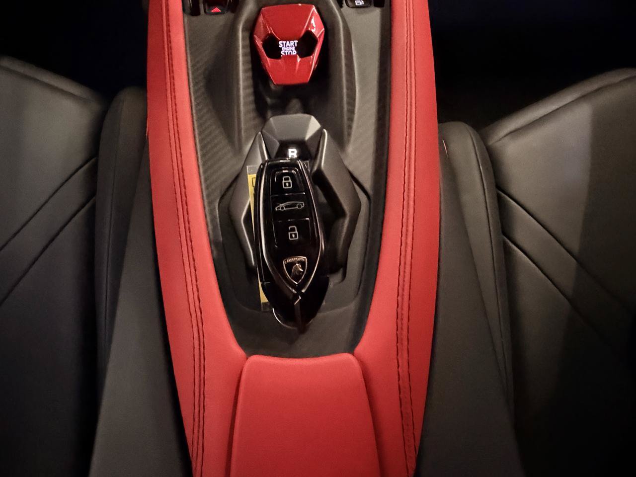 Used 2024 Lamborghini Revuelto AWD/4WD image 29