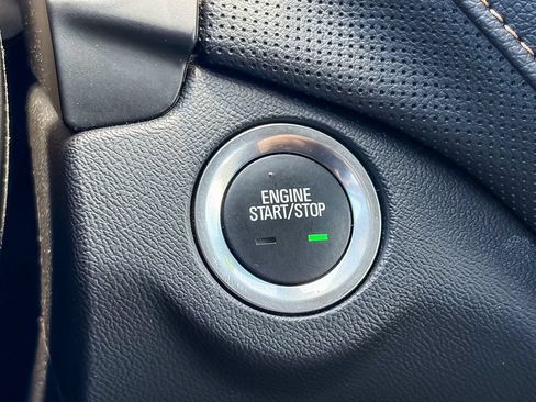 Used 2024 Chevrolet Equinox Premier w/ LPO, Floor Liner Package AWD/4WD image 25