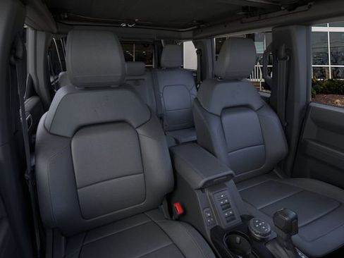 New 2026 Ford Bronco Badlands w/ Sasquatch Package AWD/4WD image 10