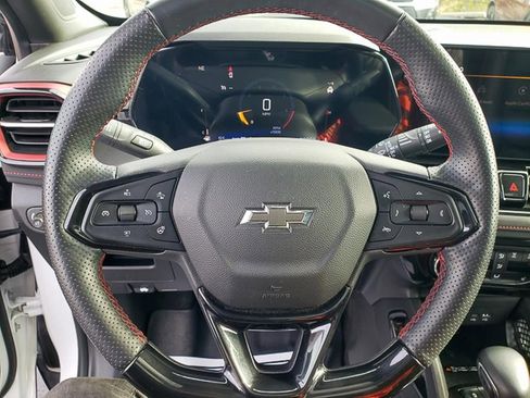 Used 2024 Chevrolet TrailBlazer RS w/ Convenience Package image 19