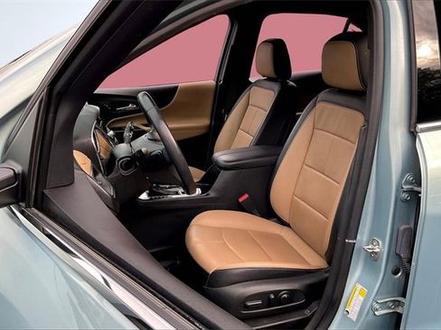 Used 2022 Chevrolet Equinox Premier image 25