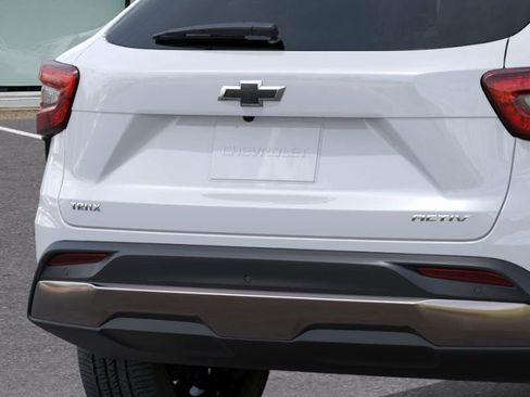 New 2026 Chevrolet Trax ACTIV w/ Sunroof Package image 14