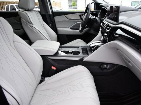 Certified 2026 Acura MDX SH-AWD w/ Advance Package image 31