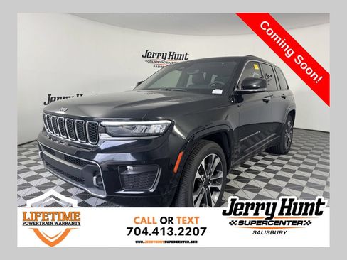 Used 2023 Jeep Grand Cherokee Overland AWD/4WD image 1