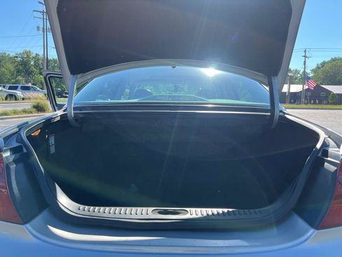 Used 2000 Lincoln Continental FWD image 32