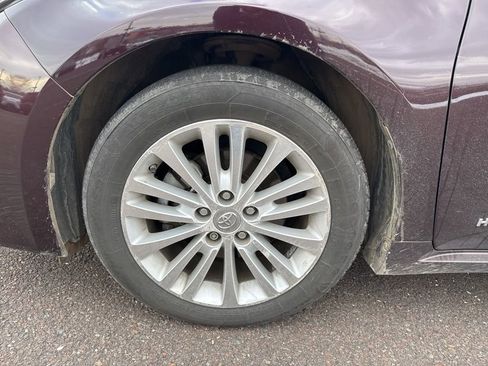 Used 2013 Toyota Avalon XLE Touring image 8