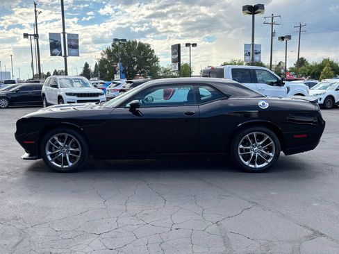 Used 2022 Dodge Challenger GT AWD/4WD image 8