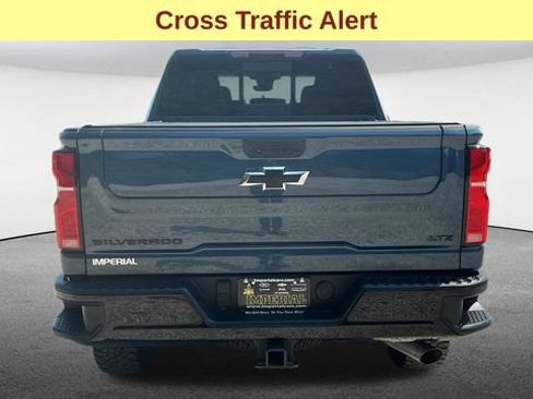Used 2025 Chevrolet Silverado 2500 LTZ w/ LTZ Plus Package AWD/4WD image 10