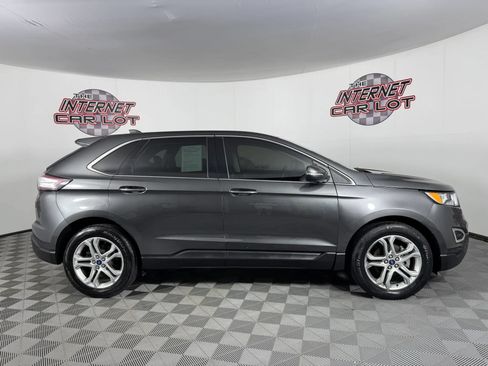 Used 2018 Ford Edge Titanium w/ Ford Safe & Smart Package FWD image 8