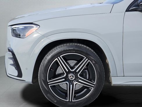 Certified 2025 Mercedes-Benz GLE 450 GLE 450 image 11