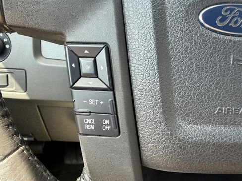 Used 2014 Ford F150 XLT w/ XLT Chrome Package AWD/4WD image 21