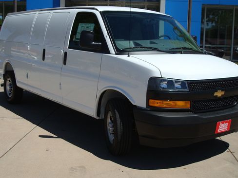 New 2026 Chevrolet Express 3500 Extended w/ Driver Convenience Package RWD image 3