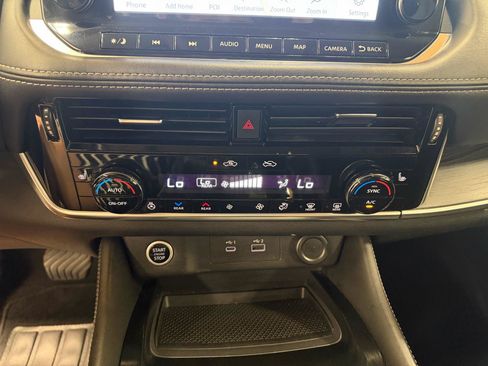 Used 2021 Nissan Rogue SL w/ Premium Package FWD image 19