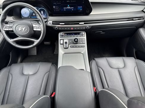 Used 2025 Hyundai Palisade SEL FWD image 24