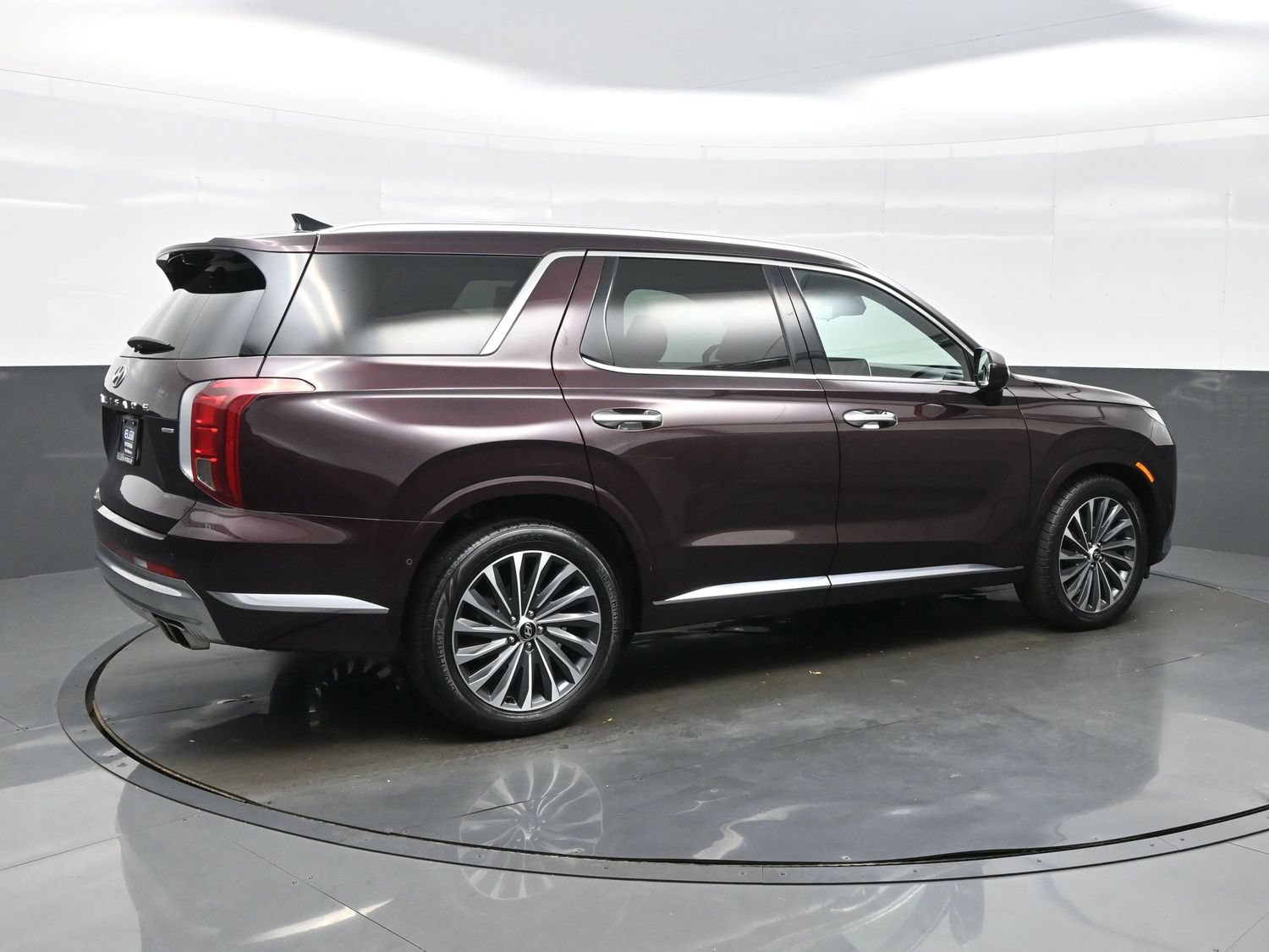 Certified 2024 Hyundai Palisade Calligraphy AWD/4WD image 6