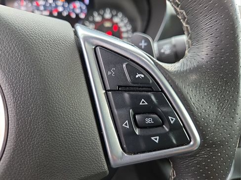 Used 2022 Chevrolet Camaro SS RWD image 18