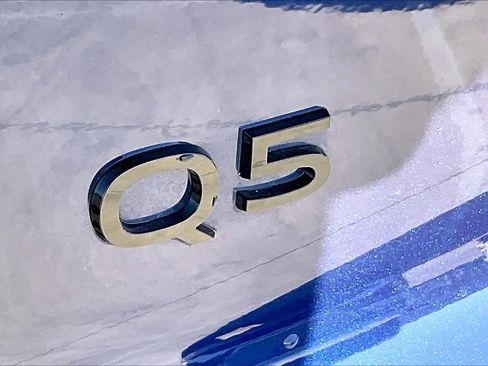 Certified 2025 Audi Q5 Prestige image 29