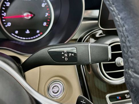 Certified 2022 Mercedes-Benz GLC 300 image 17
