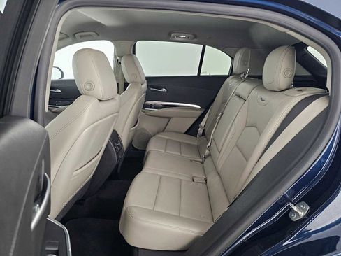 Used 2019 Cadillac XT4 Luxury image 16