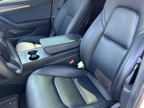 Used 2021 Tesla Model 3 Standard Range Plus RWD image 7