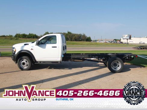 Used 2024 RAM 5500 Tradesman image 5