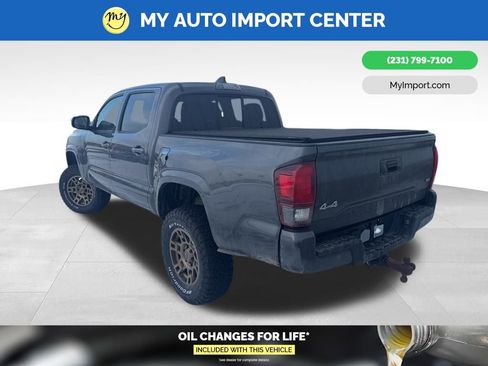 Used 2021 Toyota Tacoma SR image 4