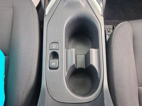 Used 2024 Toyota Corolla LE FWD image 18