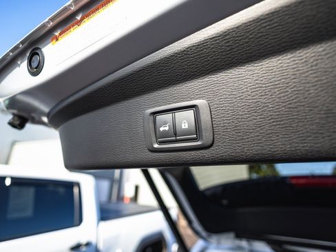 Used 2023 Mitsubishi Outlander SE image 31