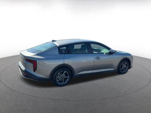 Used 2025 Kia K4 FWD image 15