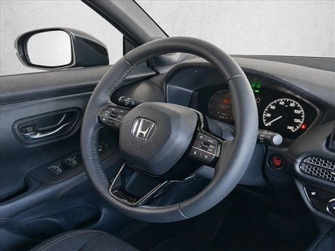 Certified 2024 Honda HR-V Sport image 28