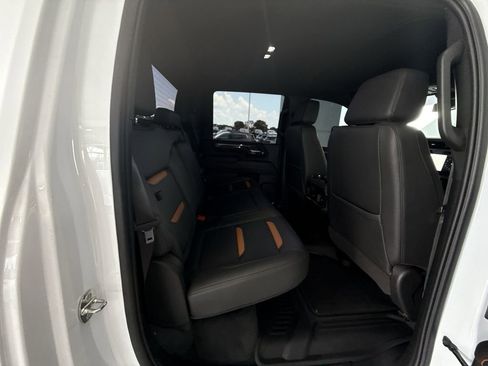 Certified 2024 GMC Sierra 2500 AT4 image 34