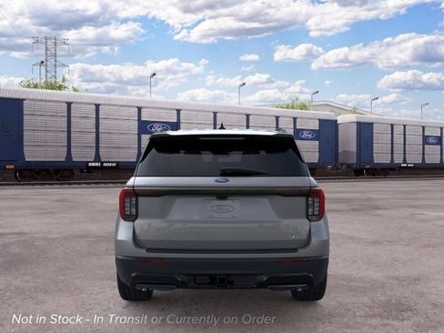 New 2026 Ford Explorer ST-Line w/ ST-Line Street Pack AWD/4WD image 6