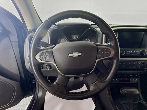 Used 2018 Chevrolet Colorado Z71 w/ Centennial Edition AWD/4WD image 13
