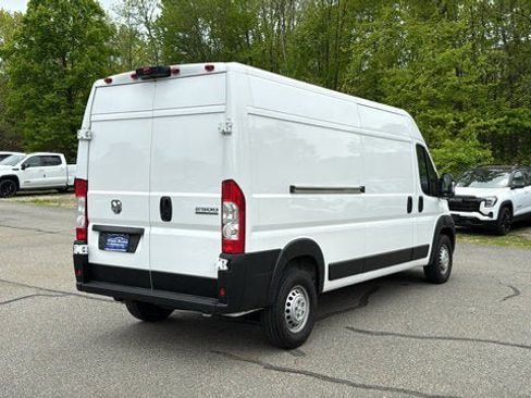 Used 2025 RAM ProMaster 2500 w/ Convenience Group FWD image 6