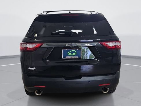Used 2019 Chevrolet Traverse LT w/ LPO, Blackout Package AWD/4WD image 5