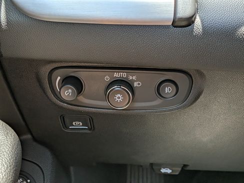 Used 2021 GMC Terrain SLT w/ Infotainment Package II FWD image 24