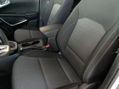 Used 2021 Kia Soul S FWD image 9