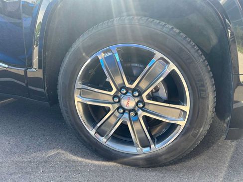 Used 2019 GMC Acadia Denali w/ Technology Package AWD/4WD image 12