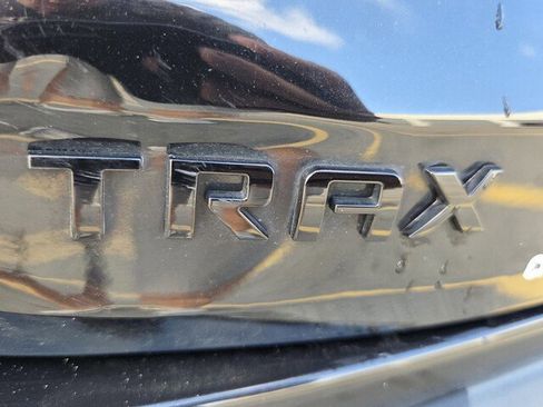 Used 2024 Chevrolet Trax RS image 20