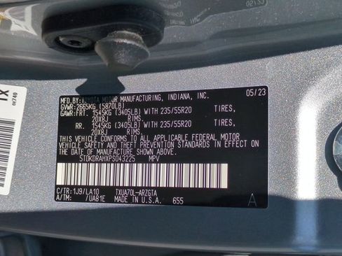 Used 2023 Toyota Highlander Platinum FWD image 38