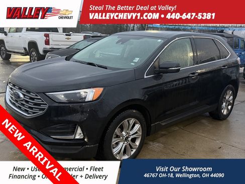 Used 2024 Ford Edge Titanium image 1