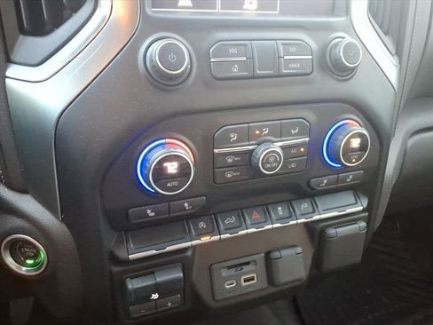 Used 2021 Chevrolet Silverado 1500 LT w/ Texas Edition Plus image 16