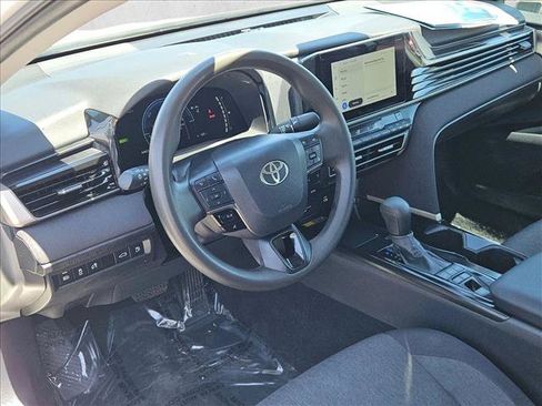 Used 2025 Toyota Camry LE FWD image 12