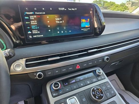 Used 2025 Hyundai Palisade SEL AWD/4WD image 25
