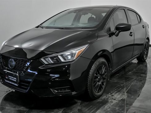 Used 2021 Nissan Versa S image 5