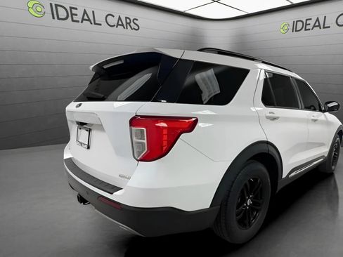 Used 2020 Ford Explorer XLT w/ Equipment Group 202A RWD image 5