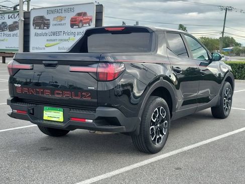 Used 2023 Hyundai Santa Cruz SEL image 6