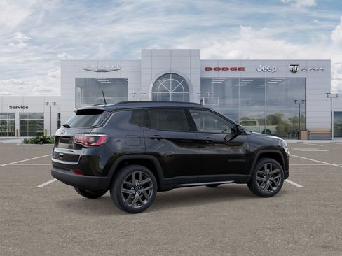 New 2026 Jeep Compass Limited image 4